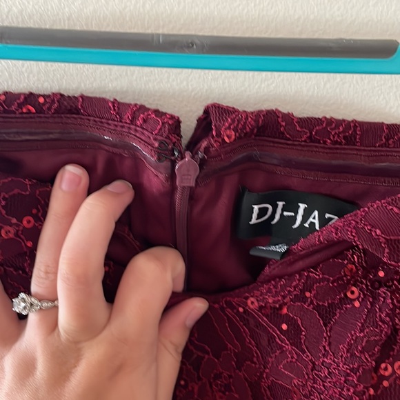 Red Off-the-Shoulder A-Line Formal Dress - Picture 5 of 5